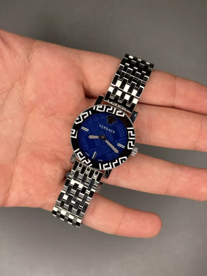 ساعت مچی ورساچه دورحکاکی بند سیلور صفحه آبی Versace