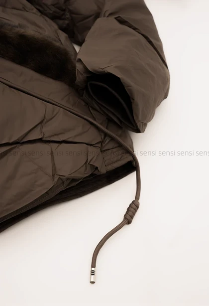 کاپشن وارداتی یقه پوست پشم شیشه کد1004846