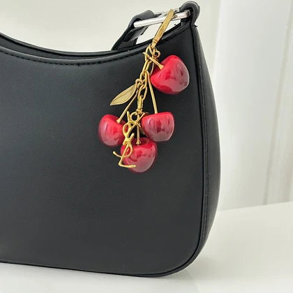 چارم بگ گیلاس YSL کد 1111