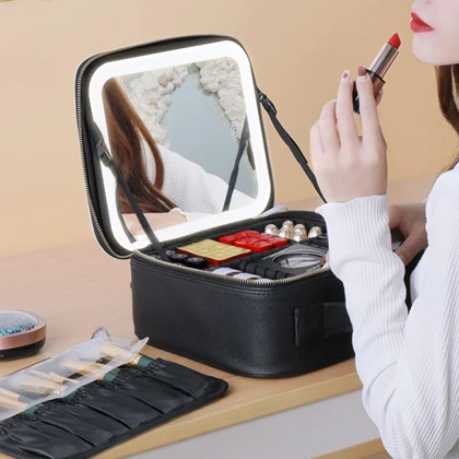 کیف لوازم آرایشی شارژی با آینه چراغ دار لمسی گرین لاین GNMAKEORGBK