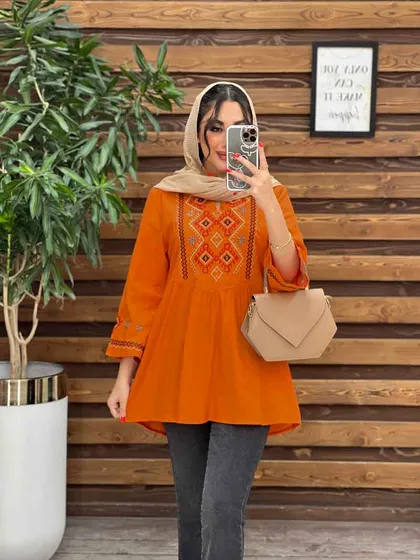 مانتو جلو بسته گلدوزی رنگی