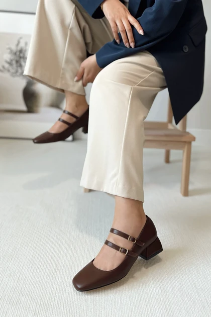 کفش پاشنه‌بلند کلاسیک زنانه polka-store polka-store