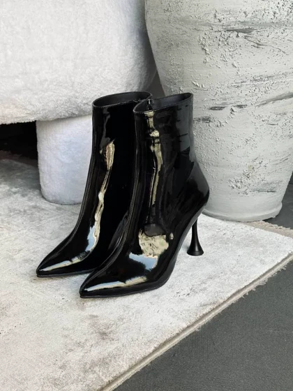 نیم بوت ورنی