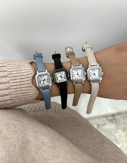 ساعت چرمی اولیجا زنانه 890