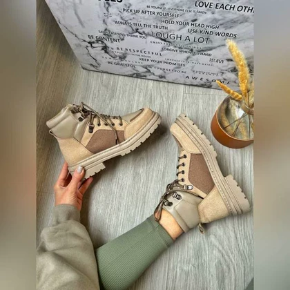 نیم‌بوت تیکه‌ای _ 1303