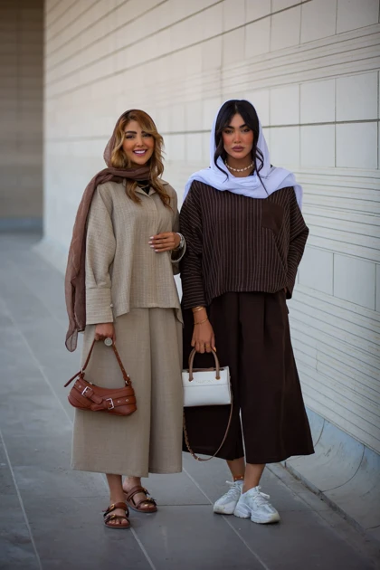 مانتو پانچ دیپلمات