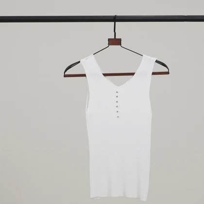 تاپ جلو نگین