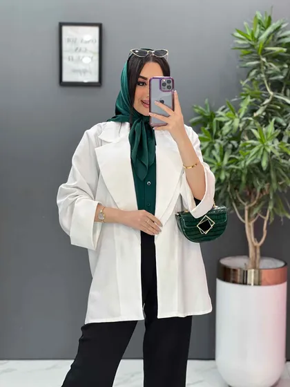 مانتو یقه دوبل آستین پاکتی