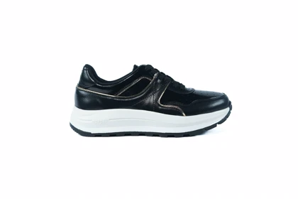 کفش راحتی زنانه استرادیواریوس مدلStradivarius-Sneakers-SKB70
