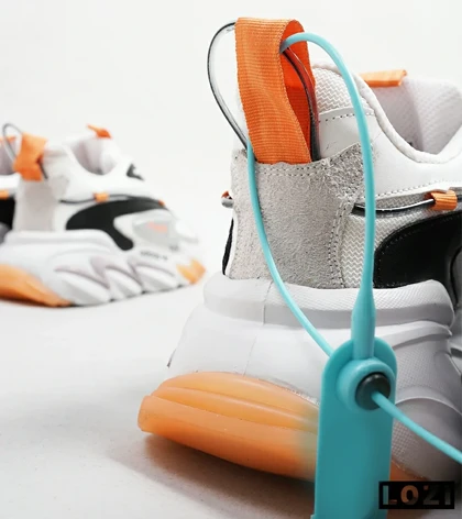 کفش کتانی مردانه سفید نارنجی Adidas A700