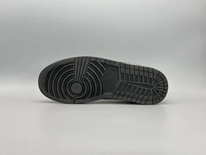 کتانی نایکی جردن1لو دارک موکا/Nike Jodan 1 low dark mocha