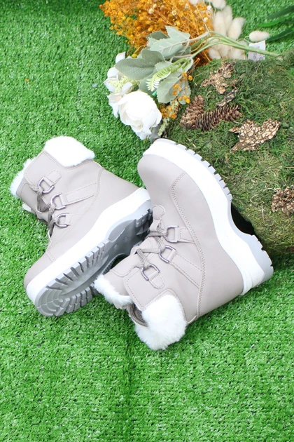 بوت و نیم بوت بچگانه اورجینال vicco vicco