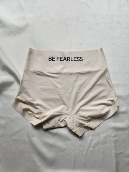 شورت نیم پا لیزری بدون درز کد: 11891