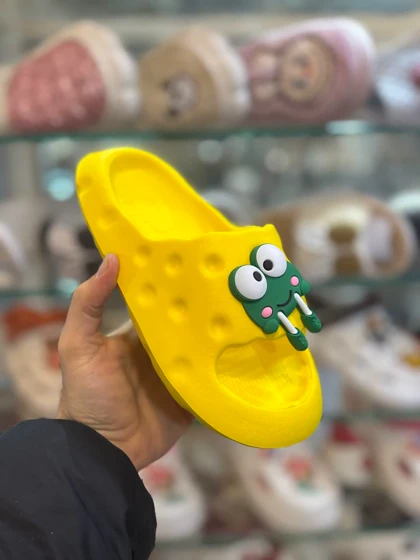 دمپایی بچه گانه مدل قورباغه