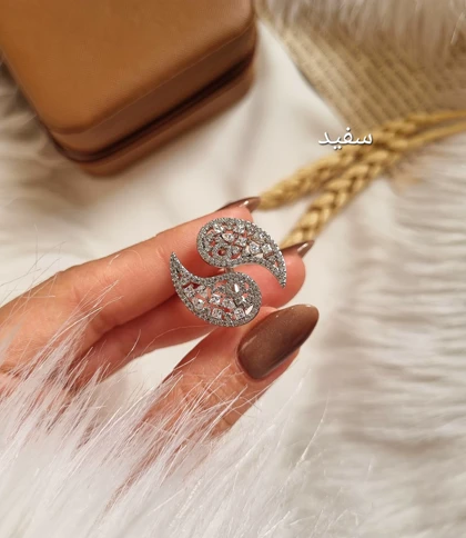 انگشتر جواهری ژوپینگ مدل سلطنتی