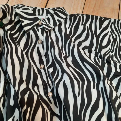 شومیز وشورت دخترانه راه راه سفید مشکی