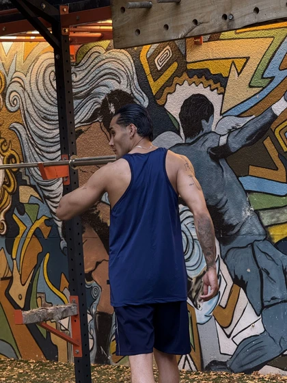 رکابی قهرمانی بدنسازی نایک آبی