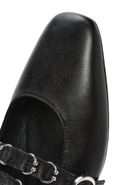 کالج زنانه derimod