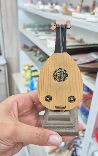 ماکت دکوری چوبی گیتار
