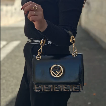 کیف زنانه فندی وارداتی کد 880