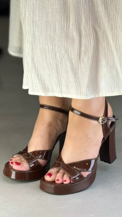 105 - پاشنه لژدار 105