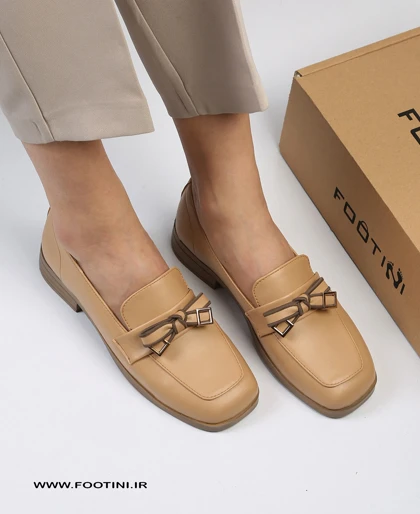 کالج زنانه پاپیونی RO