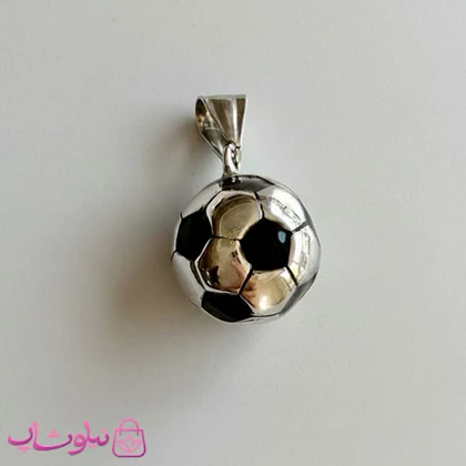 گردنبند پسرانه مدل توپ فوتبال نقره ای مشکی کد 260