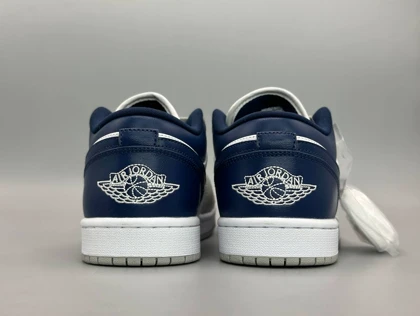 کتانی نایکی جردن1لو فرنچ بلو/Nike Air Jordan1 low