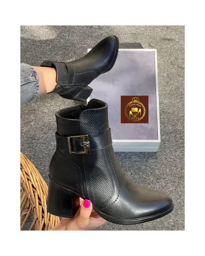نیمبوت پاشنه‌دار مجلسی و طبی زنانه