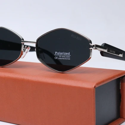 عینک برند MIU MIU کد 181460