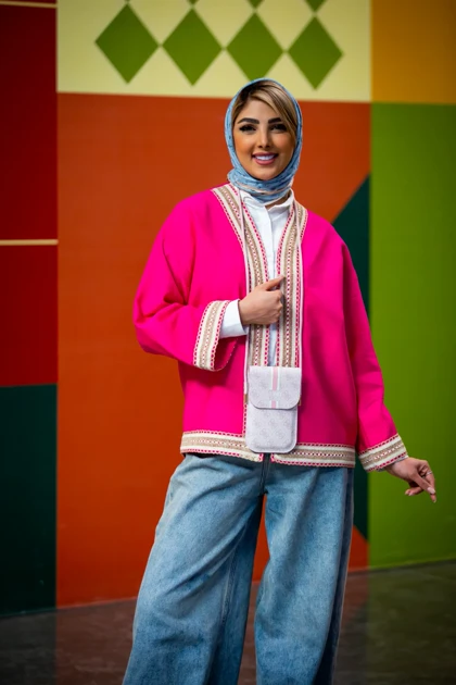 مانتو کرسپو کتی خرجکار کنفی