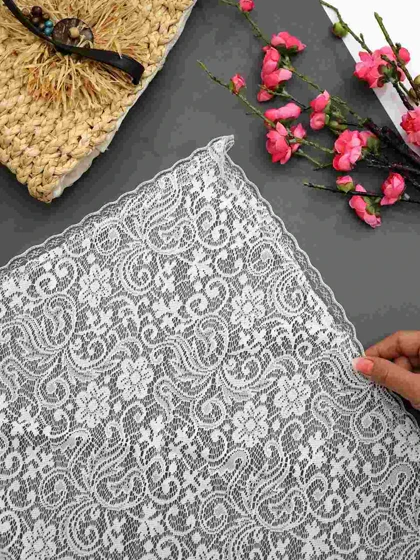 مینی اسکارف سه گوش توری طرح گل کد 330