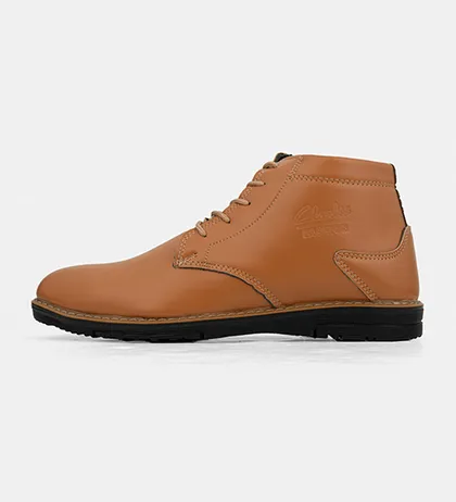 نیم بوت چرم مردانه Clarks