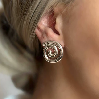 گوشواره نقره ای مارپیچی