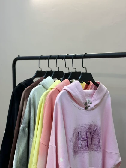 هودی داخل کرک HY