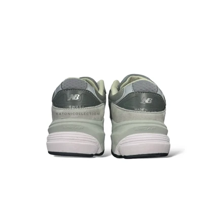 کتانی نیوبالانس 990 وی New Balance 990 v6