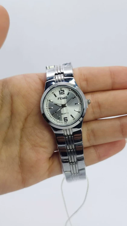ساعت مچی زنانه فیوو Feiwo با طراحی مینیمال و موتور کوارتز