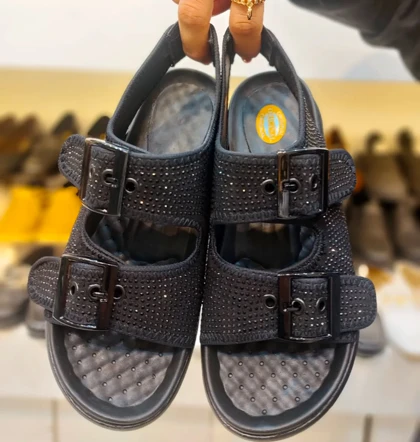 صندل زنانه نگینی مدل آرمیتا