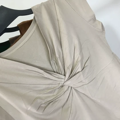 تاپ حلقه‌ای زنانه مدل جلو گره‌ای