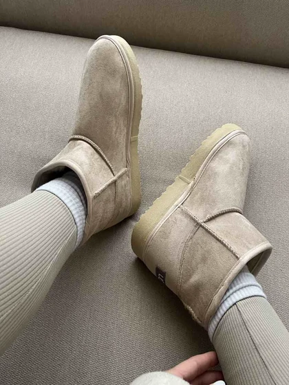 نیم بوت UGG