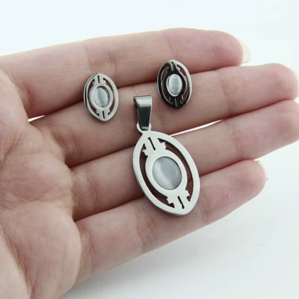 نیم ست بدون زنجیر مدل نگینی