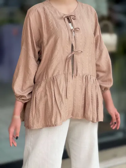مانتو پاپیونی چین‌دار کد 530
