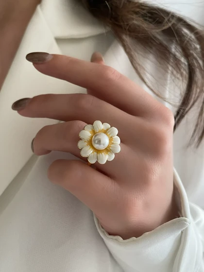 انگشتر تک مروارید بابونه وینیوس