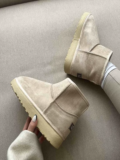 نیم بوت UGG