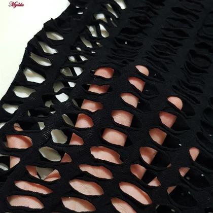 سرهمی فانتزی زنانه مدل نگین‌دار کد 4860-7121 رنگ مشکی