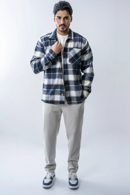 پیراهن آستین بلند پشمی جیب‌دار مردانه