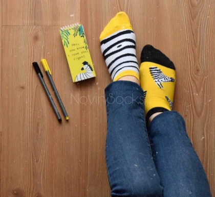 جوراب مچی لنگه به لنگه گورخری