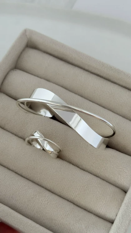 ست انگشتر و بنگل زبدری نقره ای