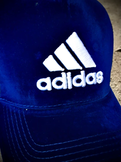 کلاه بیسبالی مخمل وارداتی مدل ADIDAS _ سرمه ای