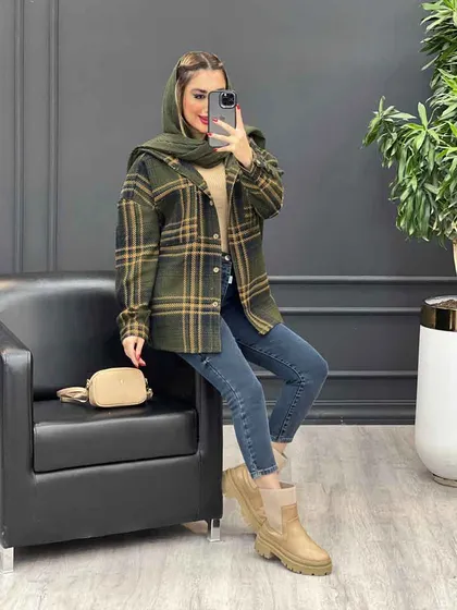 شکت کلاهدار دکمه چوبی